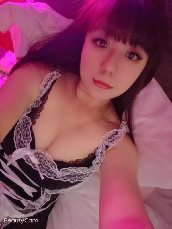 蜀山区东北小姐姐 小白菜